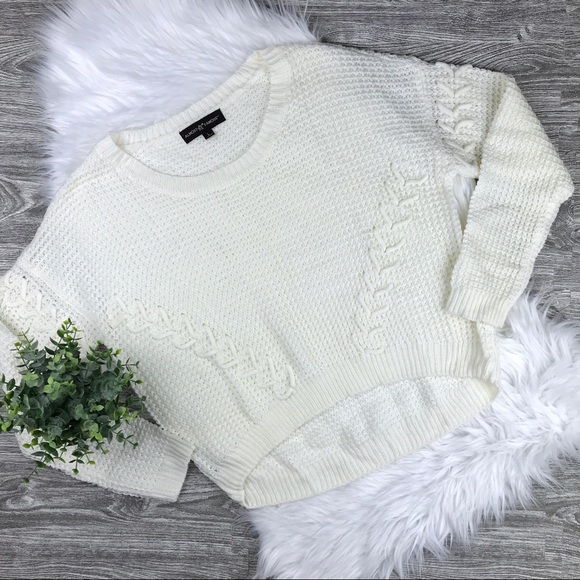 Almost Famous Cropped Chunky Knit Sweater - Picture 2 of 5